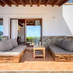 Can Sonrisa Villa - Peaceful And Private Villa With Sea-View And Sport Courts