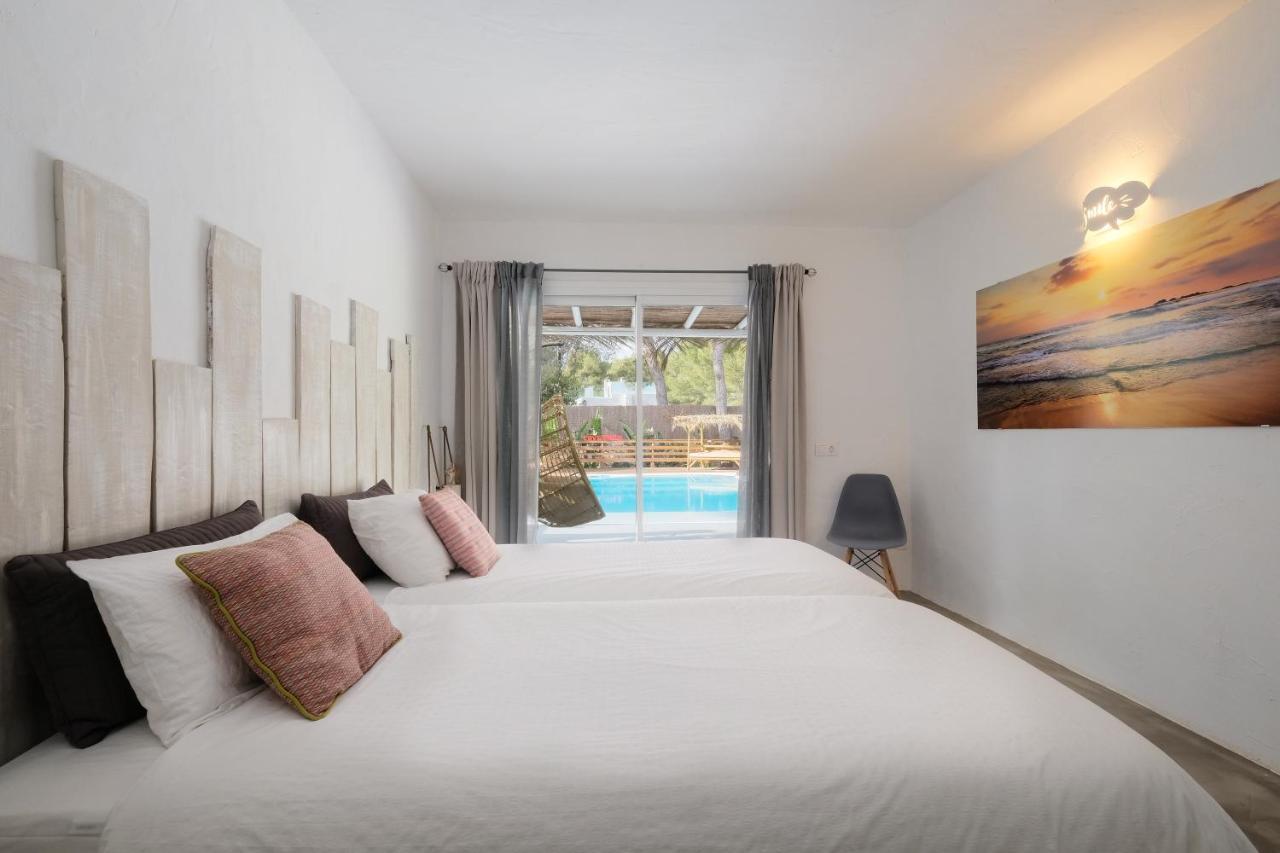 Clara Ibiza Villa Santa Eulalia del Río