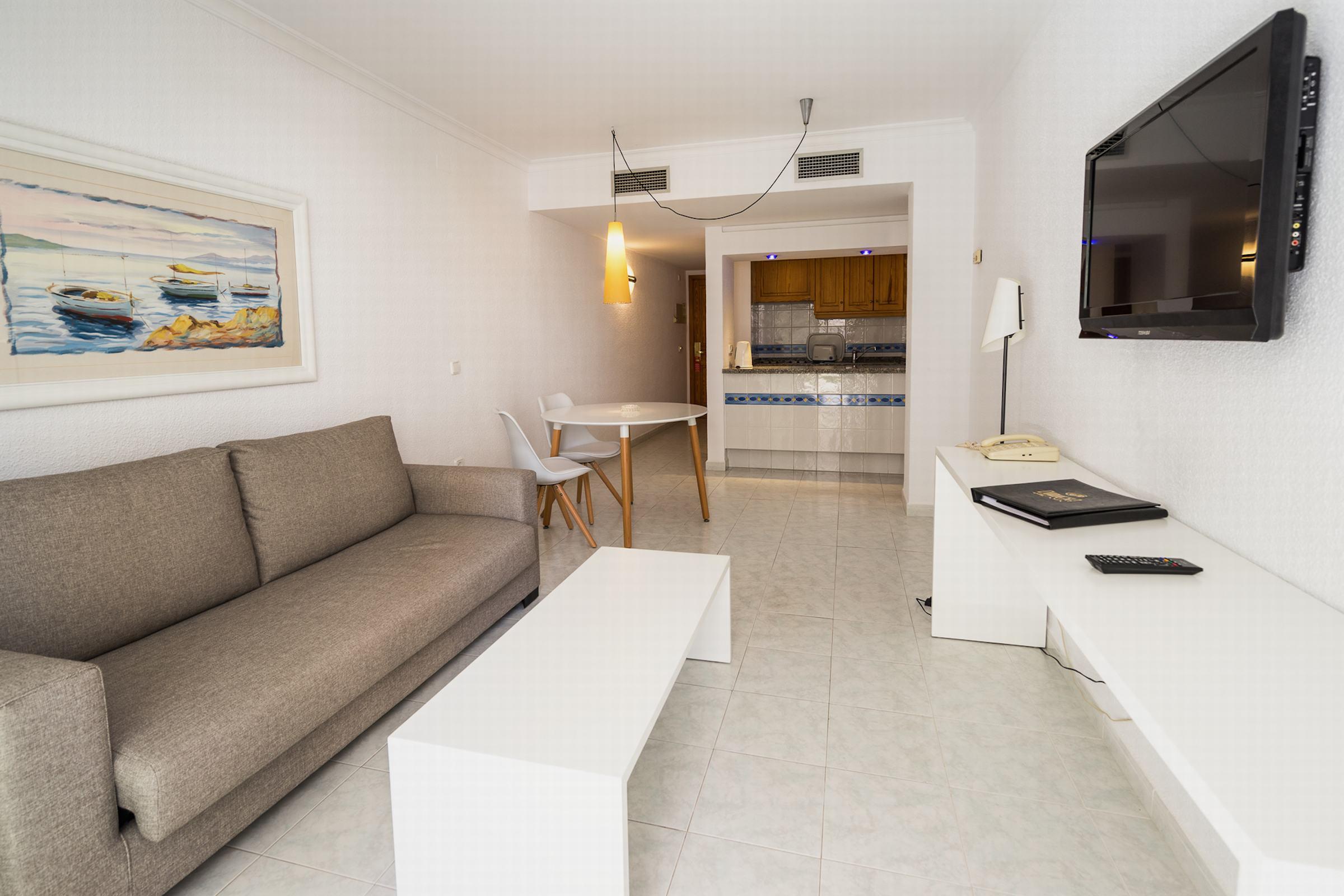 Duquesa Playa Apartahotel
