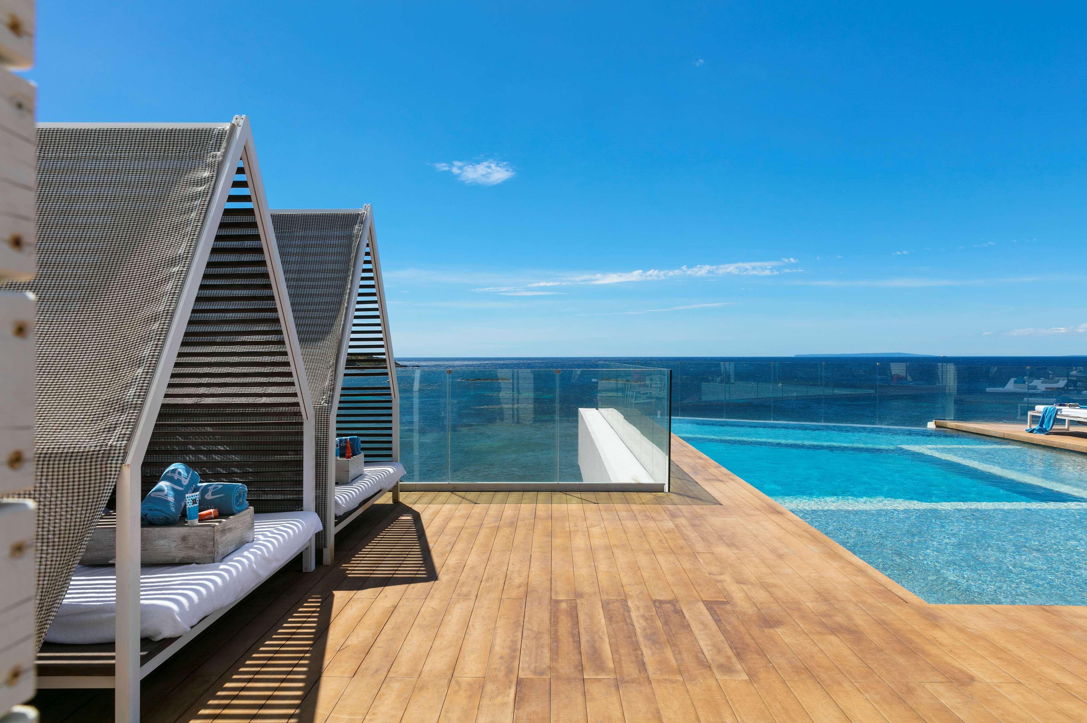 Me Ibiza - The Leading Of The World 5* Santa Eulària des Riu