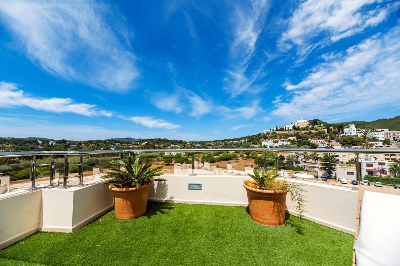 Atico Duplex En Santa Eulalia Junto A La Playa Santa Eularia des Riu