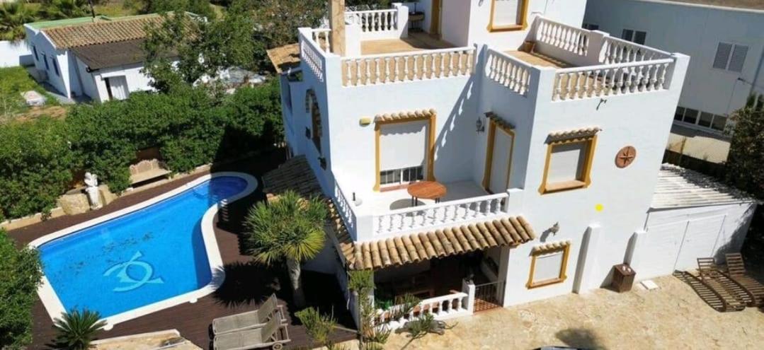 Alba Ibiza * Santa Eularia des Riu