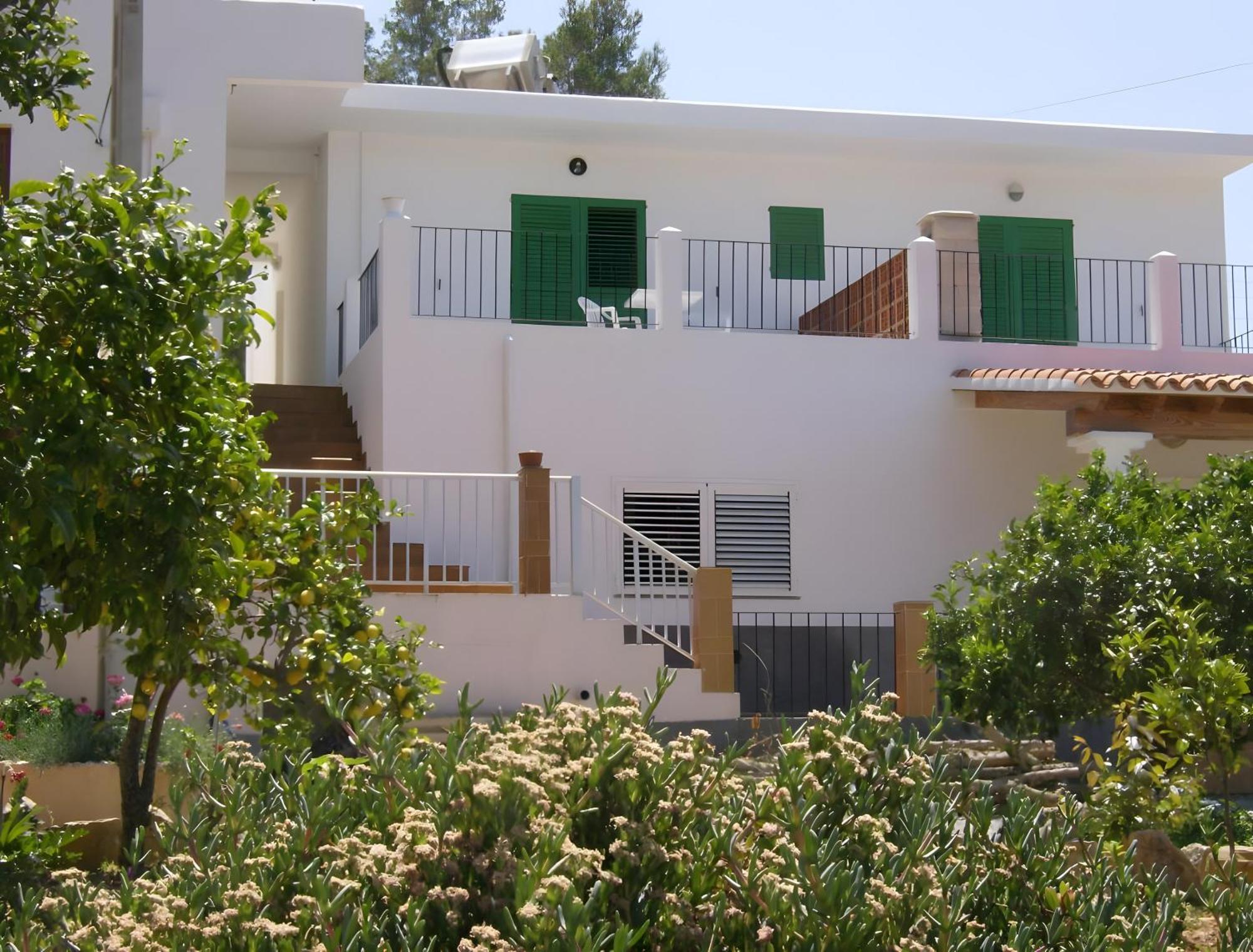 Guest house 3 Golondrinas *