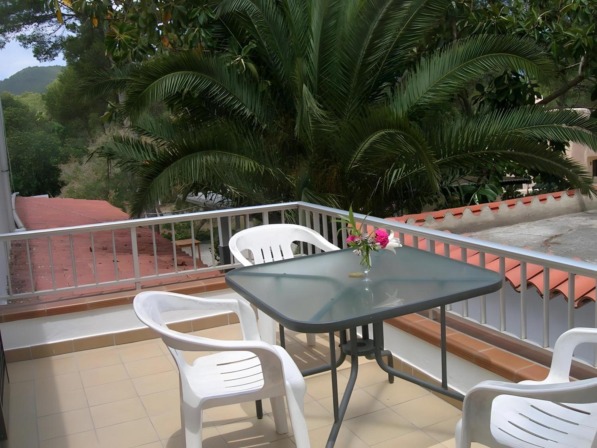 Guest house 3 Golondrinas Santa Eularia des Riu
