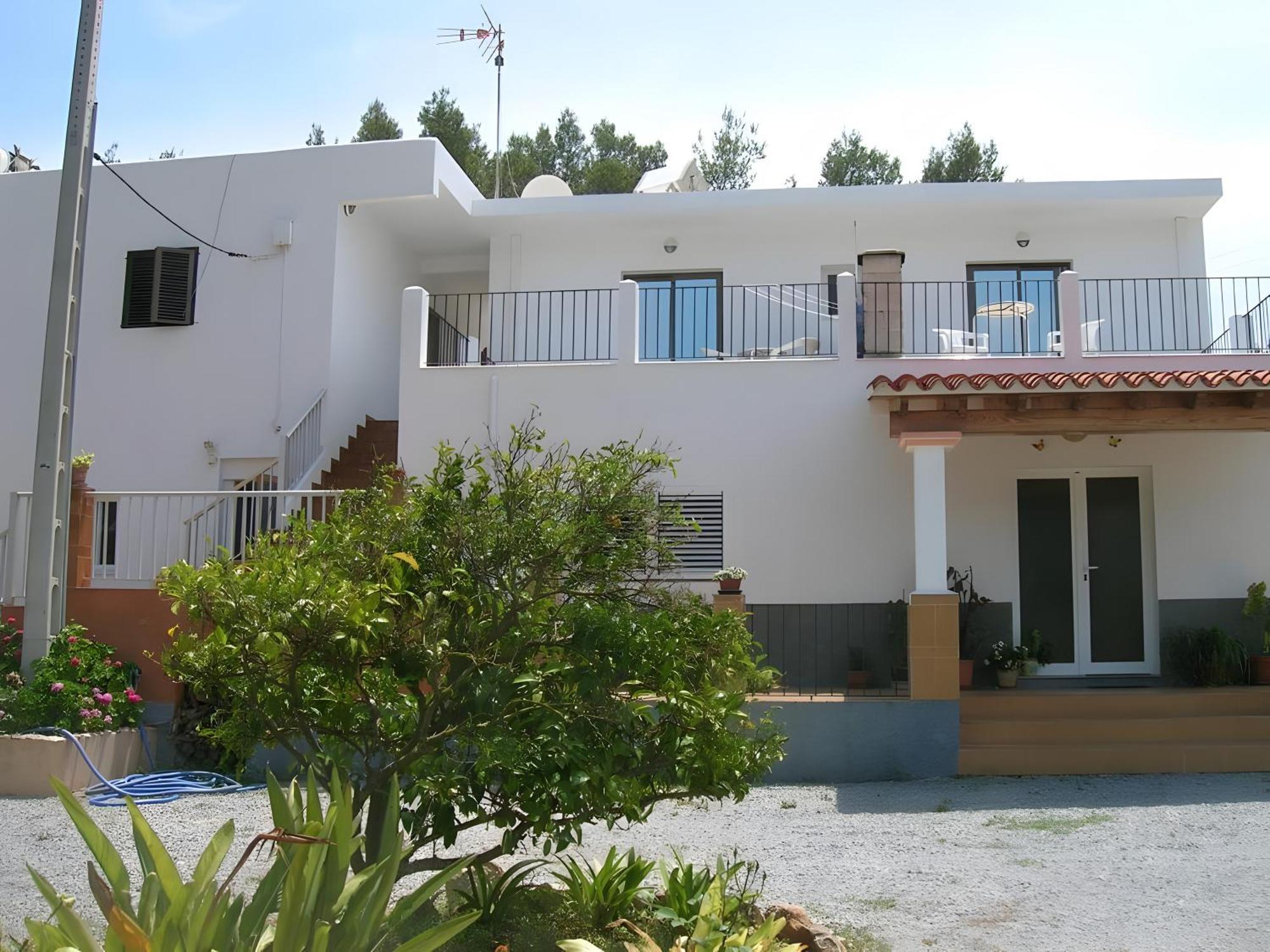 Guest house 3 Golondrinas Santa Eularia des Riu