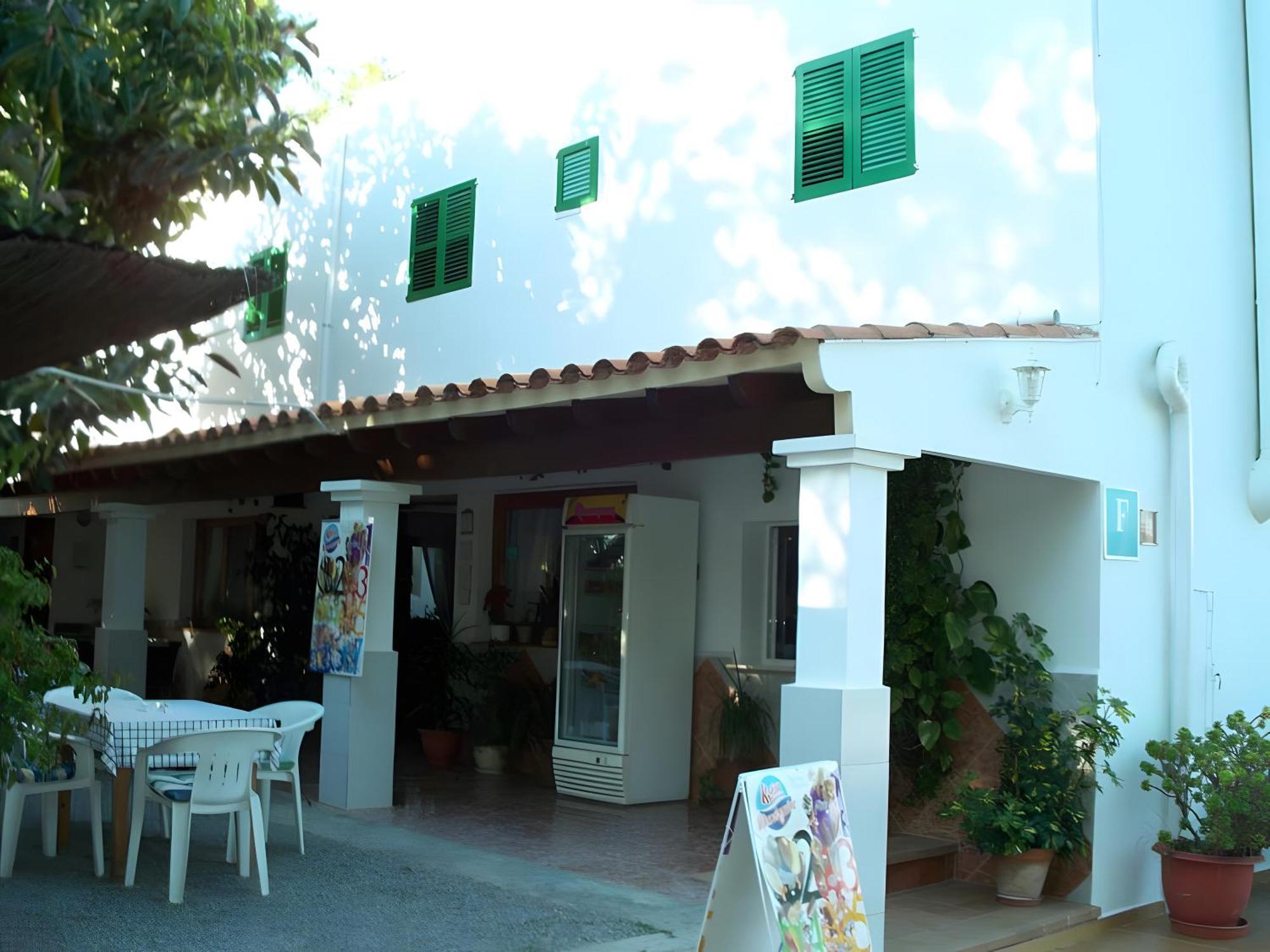Guest house 3 Golondrinas Santa Eularia des Riu