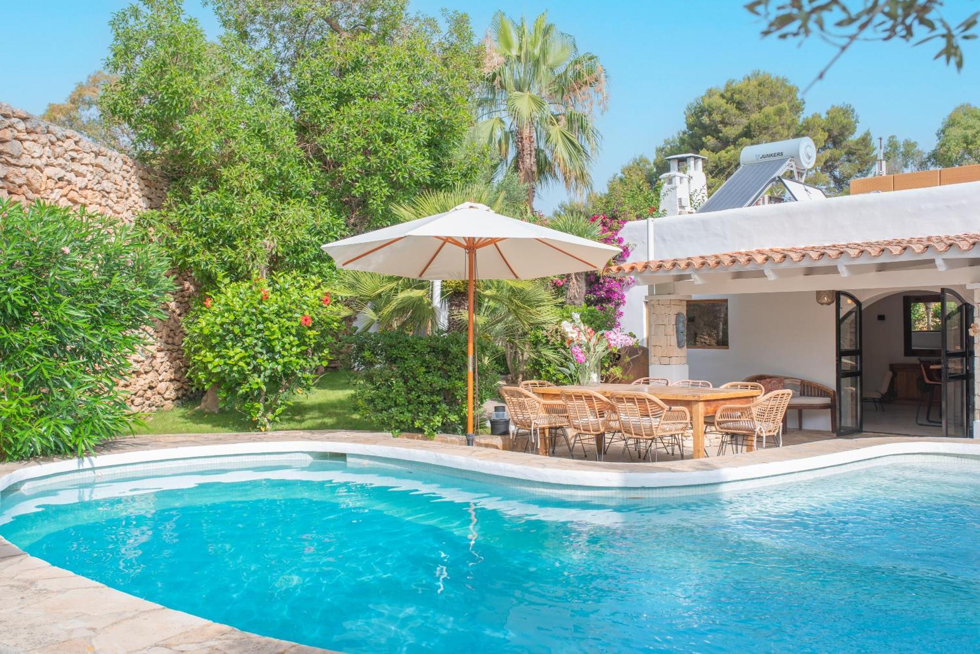 Chic Ibiza Nearby Olivera