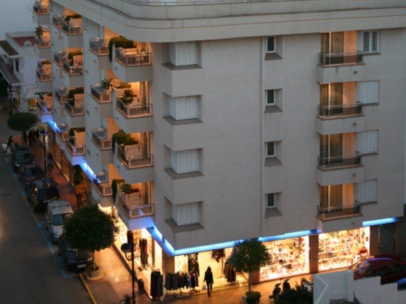 Duquesa Playa Apartahotel Santa Eulalia del Río
