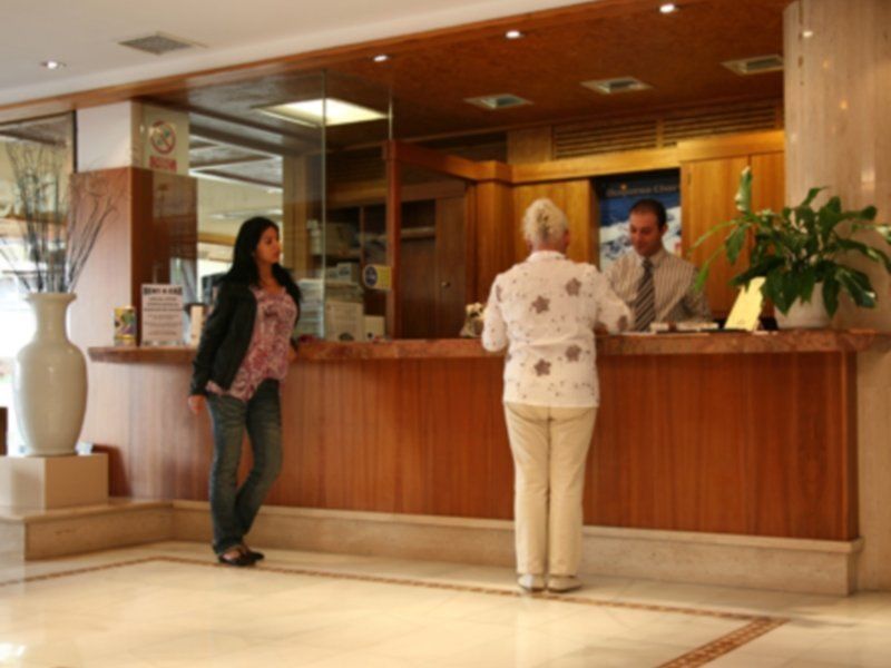 Duquesa Playa Apartahotel Santa Eulalia del Río