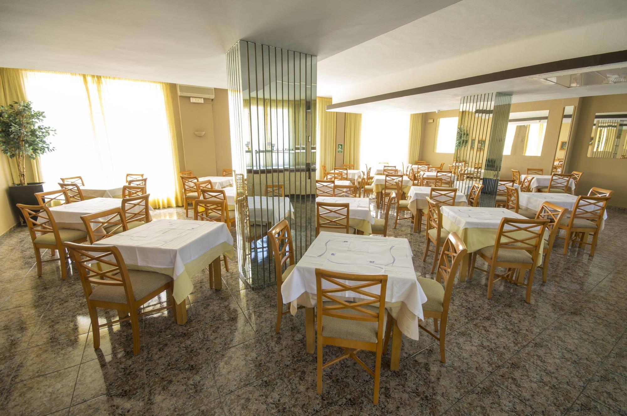 Azuline Mediterráneo Hotel