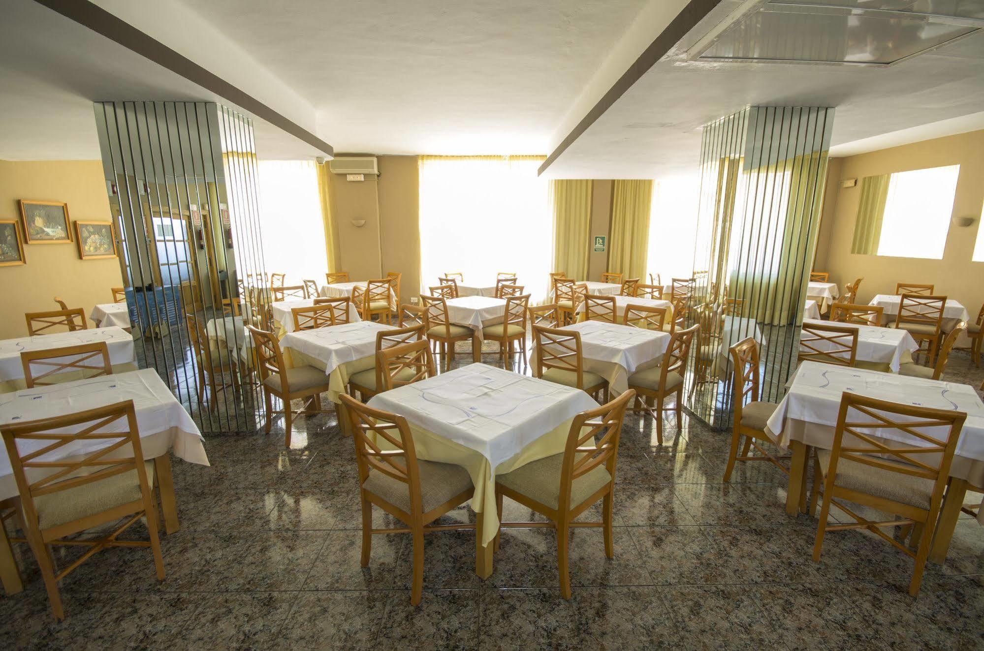 Hotel Azuline Mediterráneo Santa Eulària des Riu