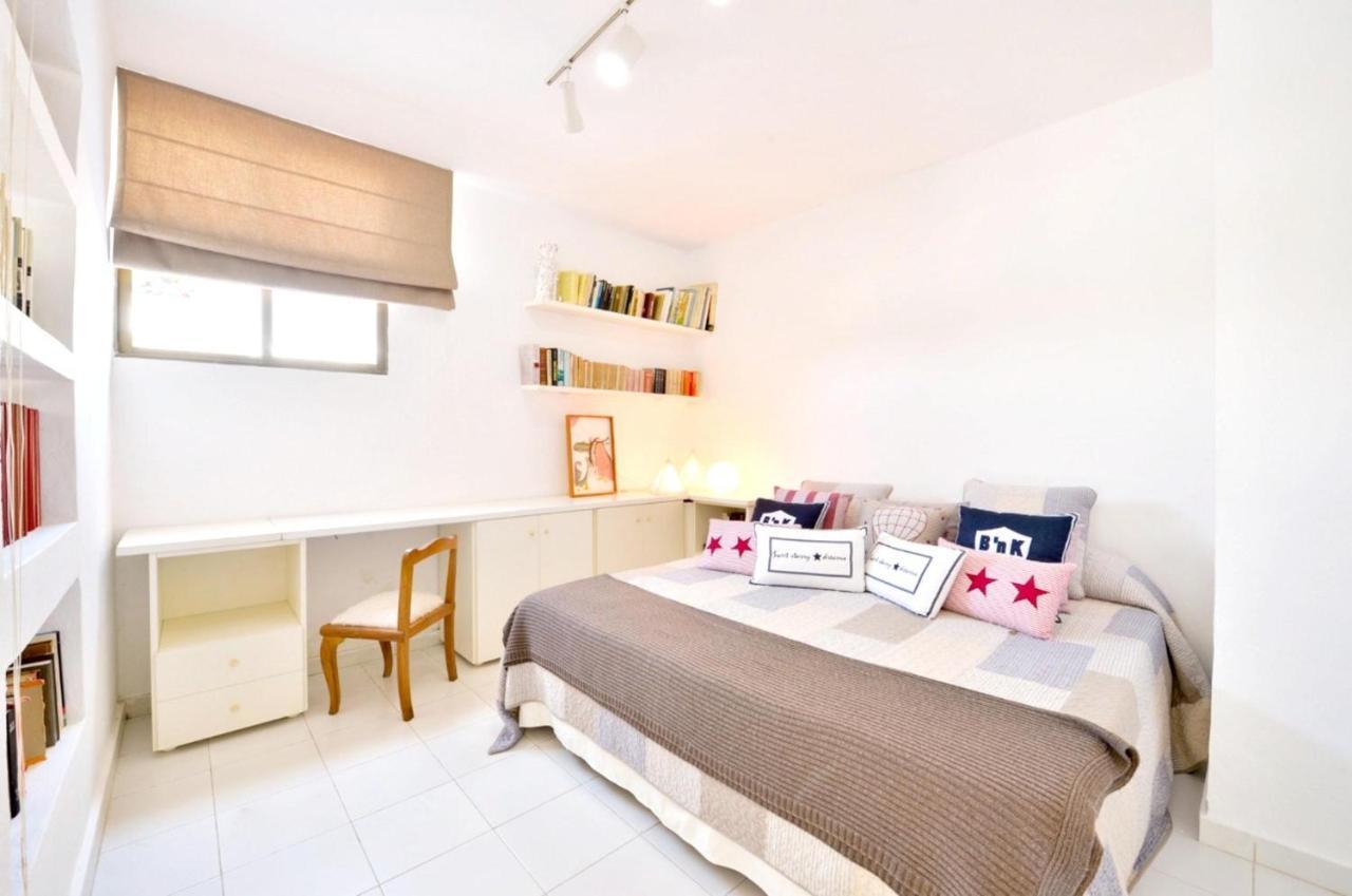 House With 5 In Furnet With Wonderful Sea View, Private Pool, Enclo...