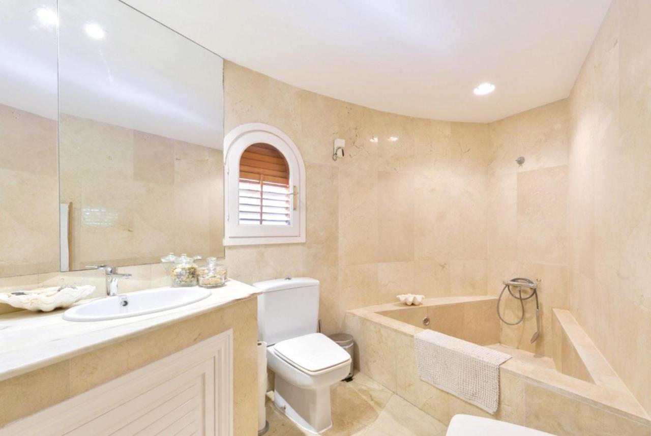 House With 5 In Furnet With Wonderful Sea View, Private Pool, Enclo... Apartment