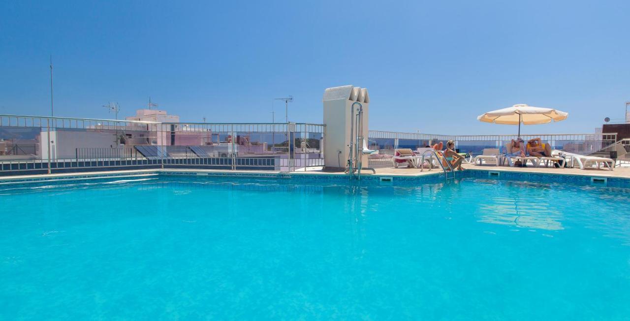 Apartahotel Duquesa Playa Santa Eulalia del Río