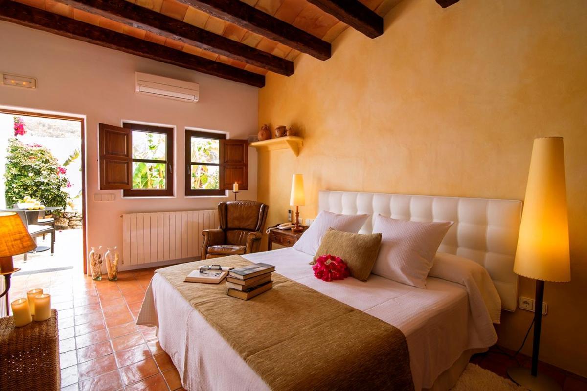 Rural & Curreu Country house *