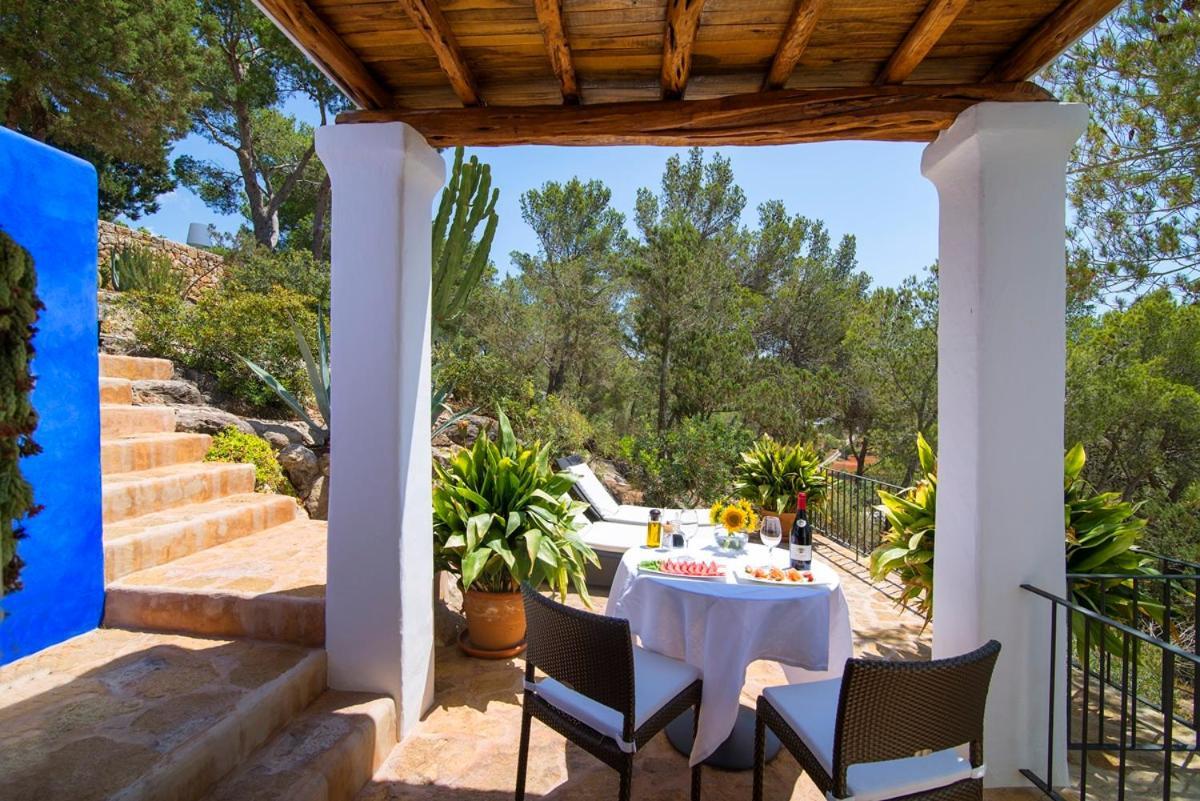 Rural & Curreu Country house
