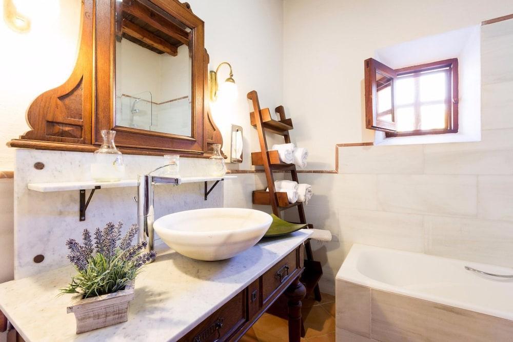 Canseres Villa Santa Eulalia del Río