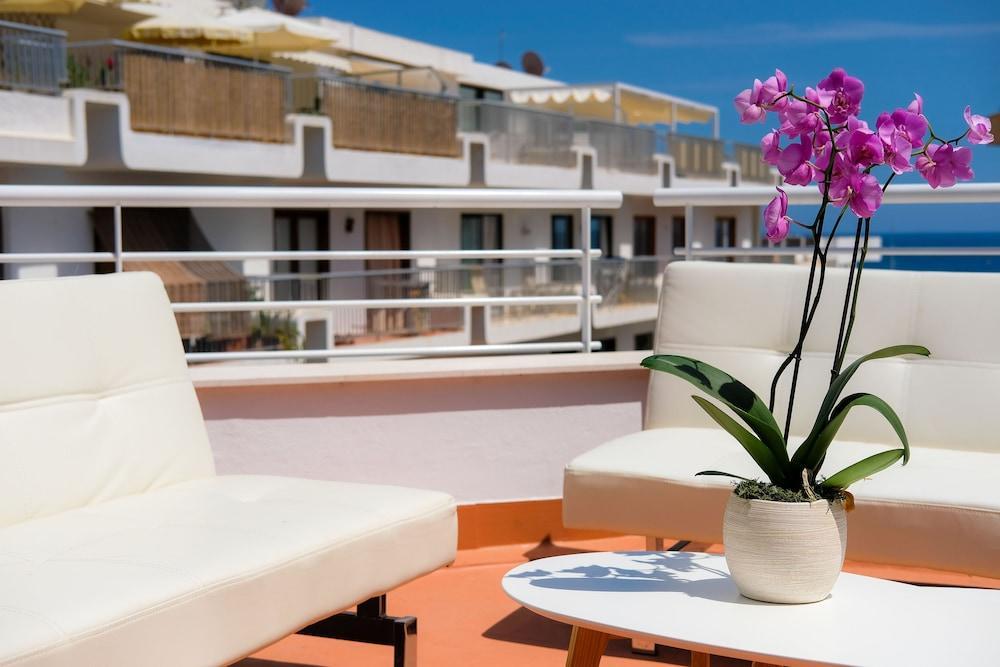 Hotel S'alamera & 2*