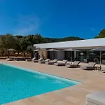 Villa Ralfy