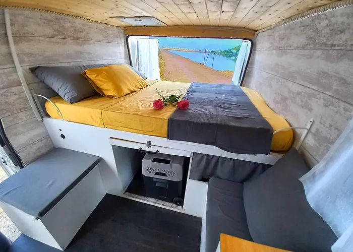 Camper Van Ibiza 1