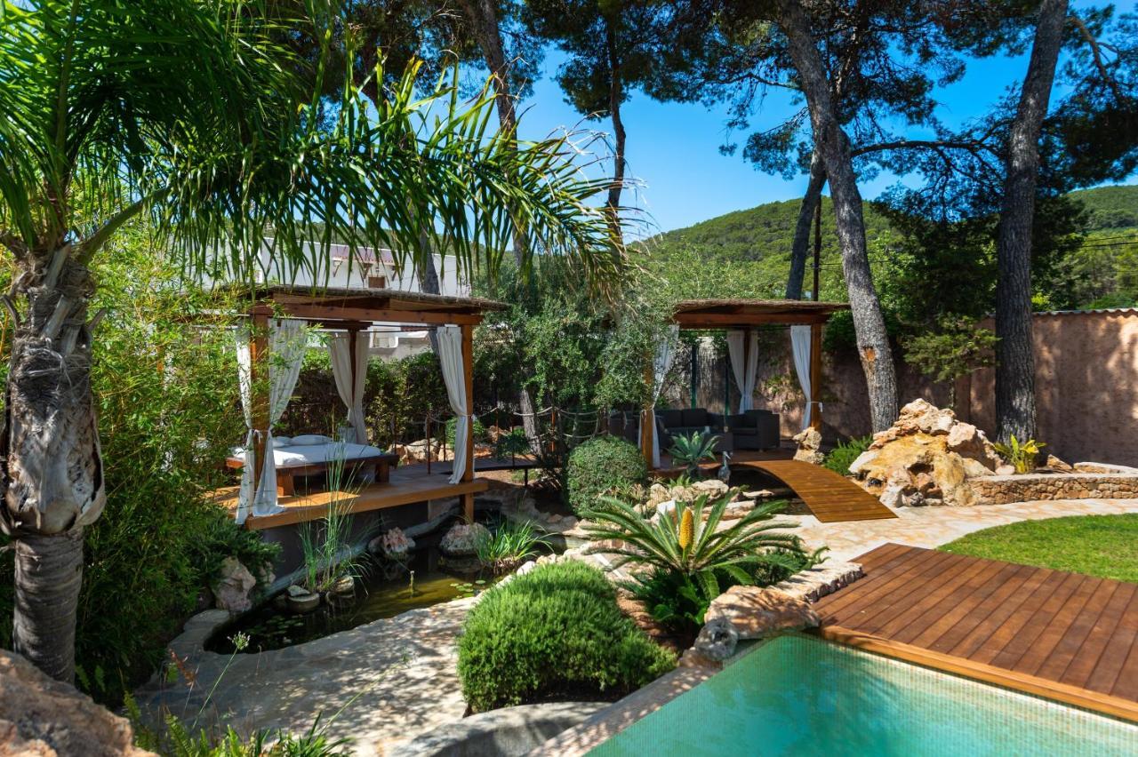Casa Es Pins * Santa Eularia des Riu