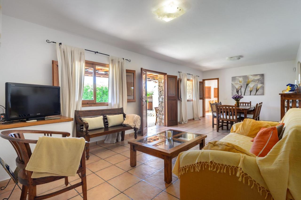 Casa Es Pins Santa Eularia des Riu