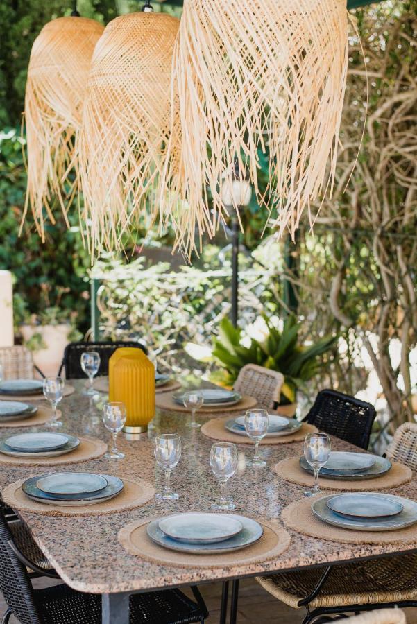 Friends & Family Friendly 5 Bedroom In Jesus Villa Santa Eularia des Riu