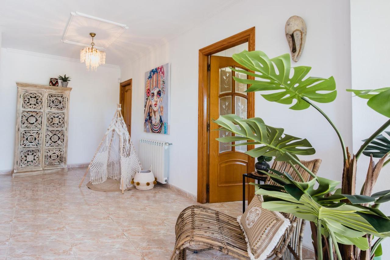 Friends & Family Friendly 5 Bedroom In Jesus Villa Santa Eularia des Riu