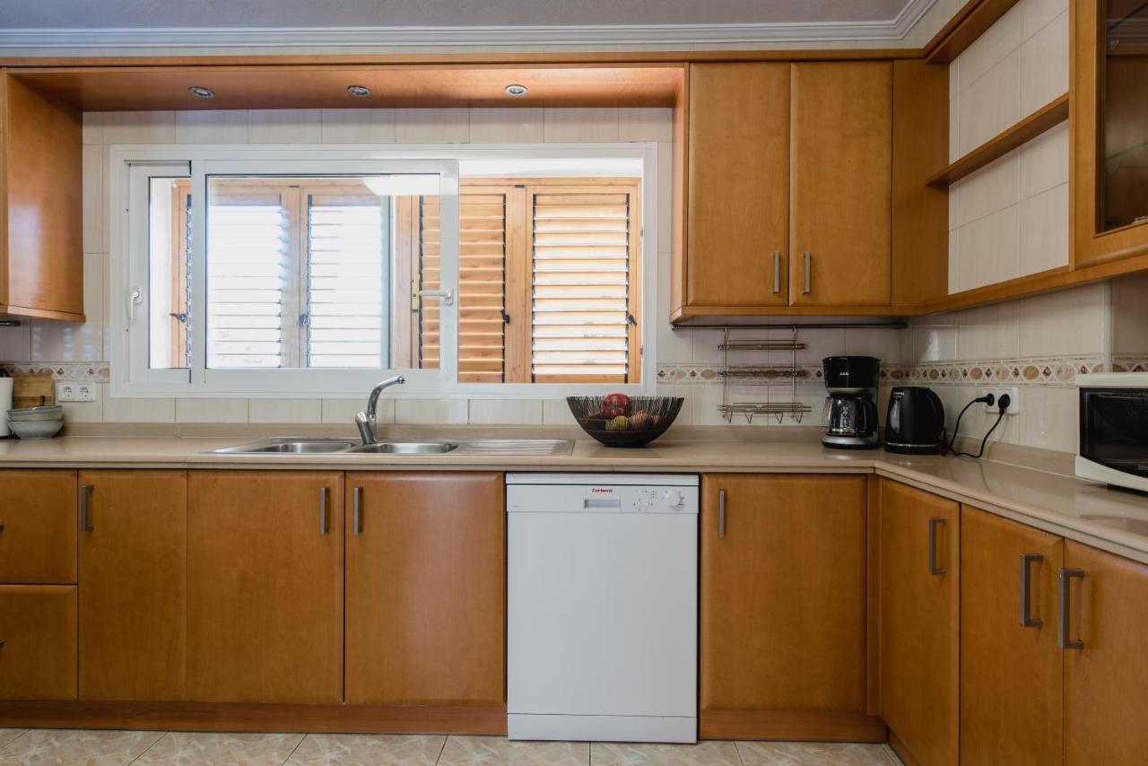 Friends & Family Friendly 5 Bedroom In Jesus