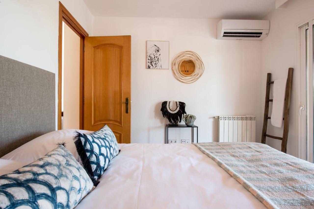 Friends & Family Friendly 5 Bedroom In Jesus Santa Eularia des Riu