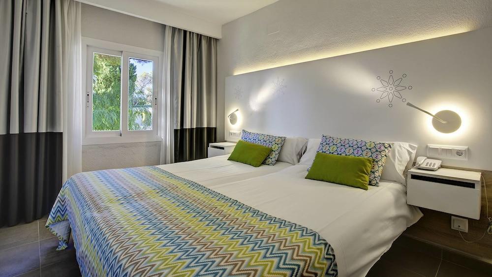Tui Magic Life Cala Pada 4* Santa Eulalia del Río