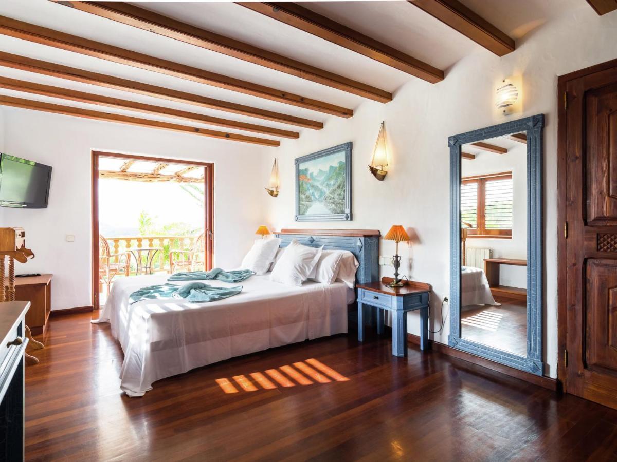 Cozy In With Private Pool Holiday home