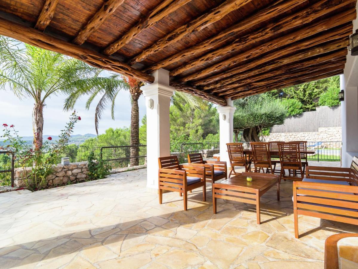 Cozy In With Private Pool Santa Eularia des Riu