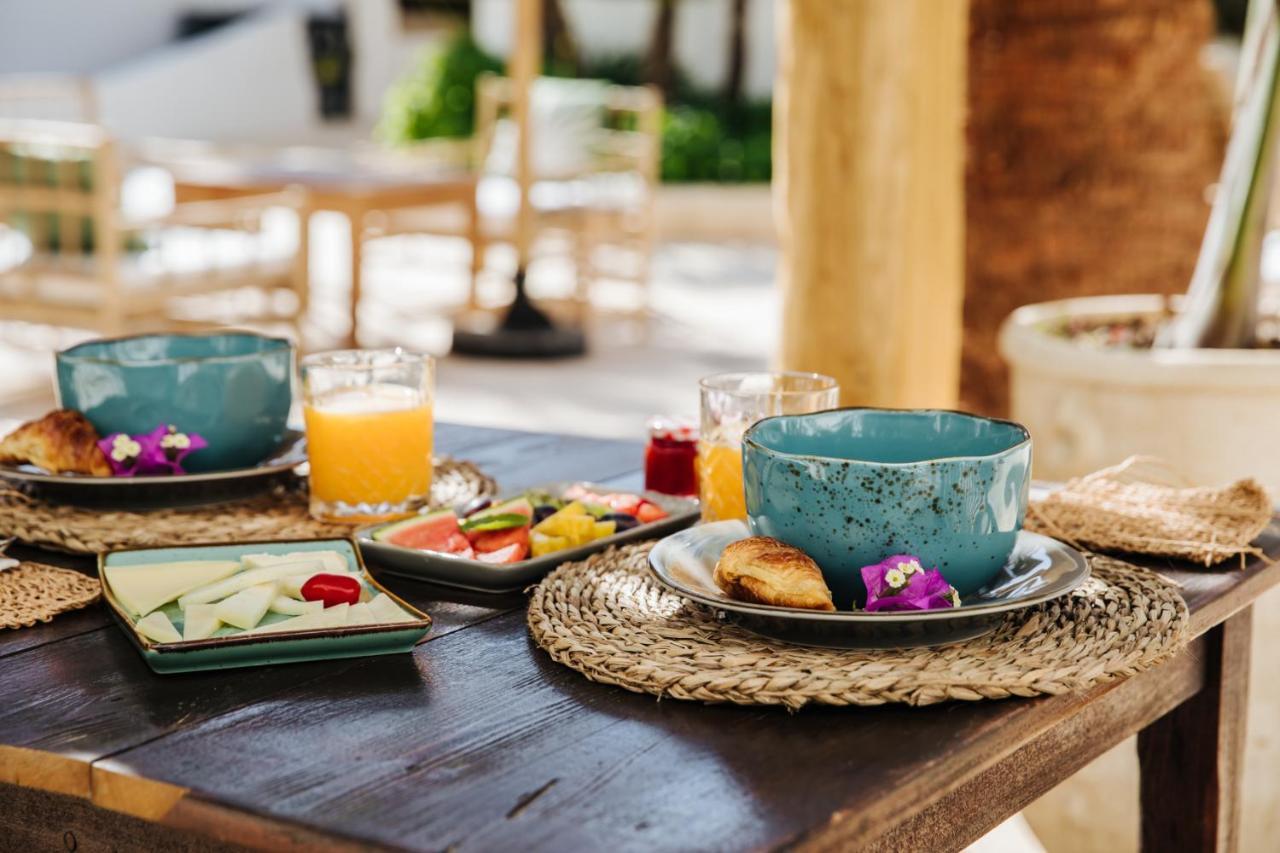 La Bohemia Del Rio Boutique - Adults Only Hotel Santa Eularia des Riu