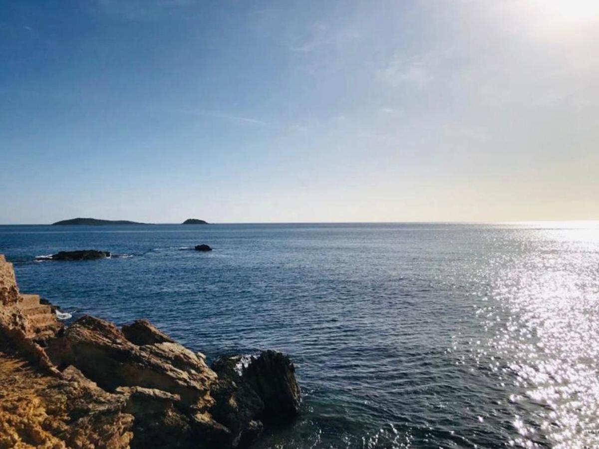 Villa 8Br, Sea Views, Walk To The Beach, Pool * Santa Eularia des Riu