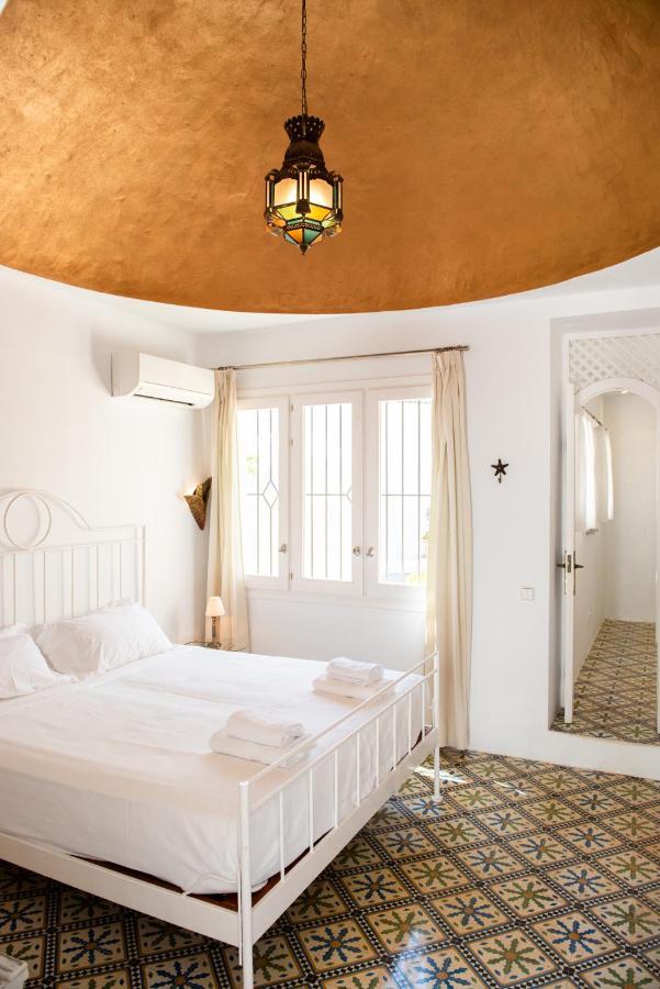 Villa 8Br, Sea Views, Walk To The Beach, Pool * Santa Eularia des Riu