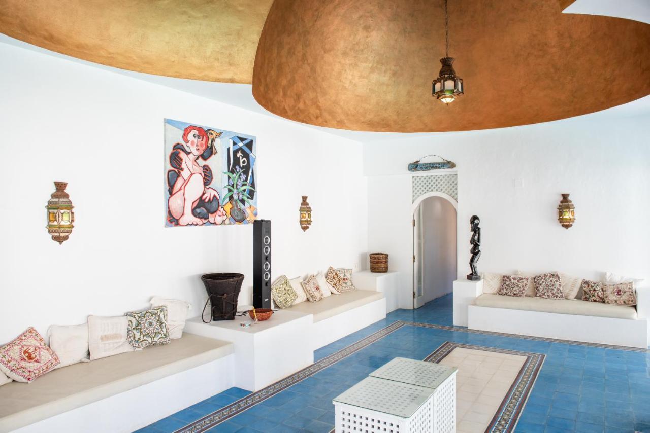 Villa 8Br, Sea Views, Walk To The Beach, Pool *