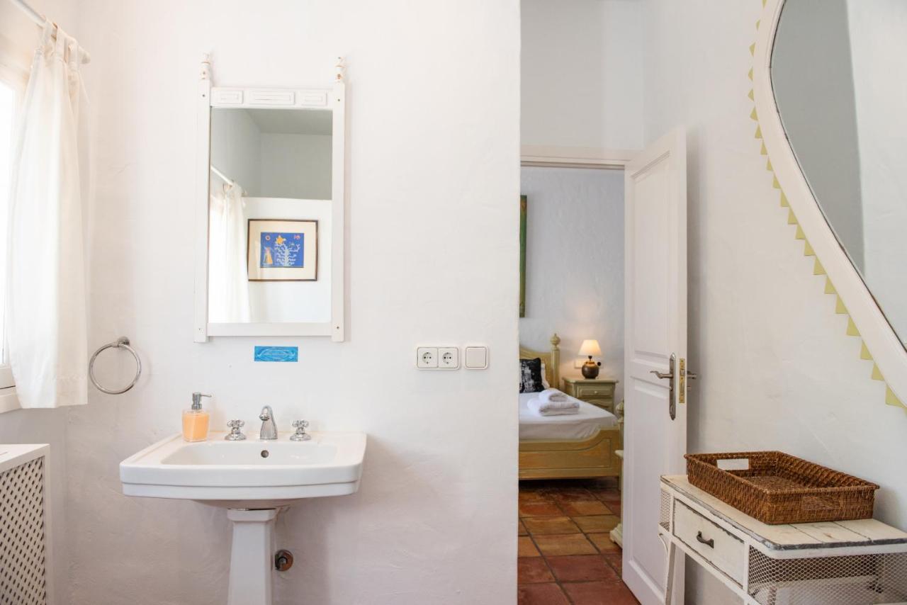 Villa 8Br, Sea Views, Walk To The Beach, Pool * Santa Eularia des Riu