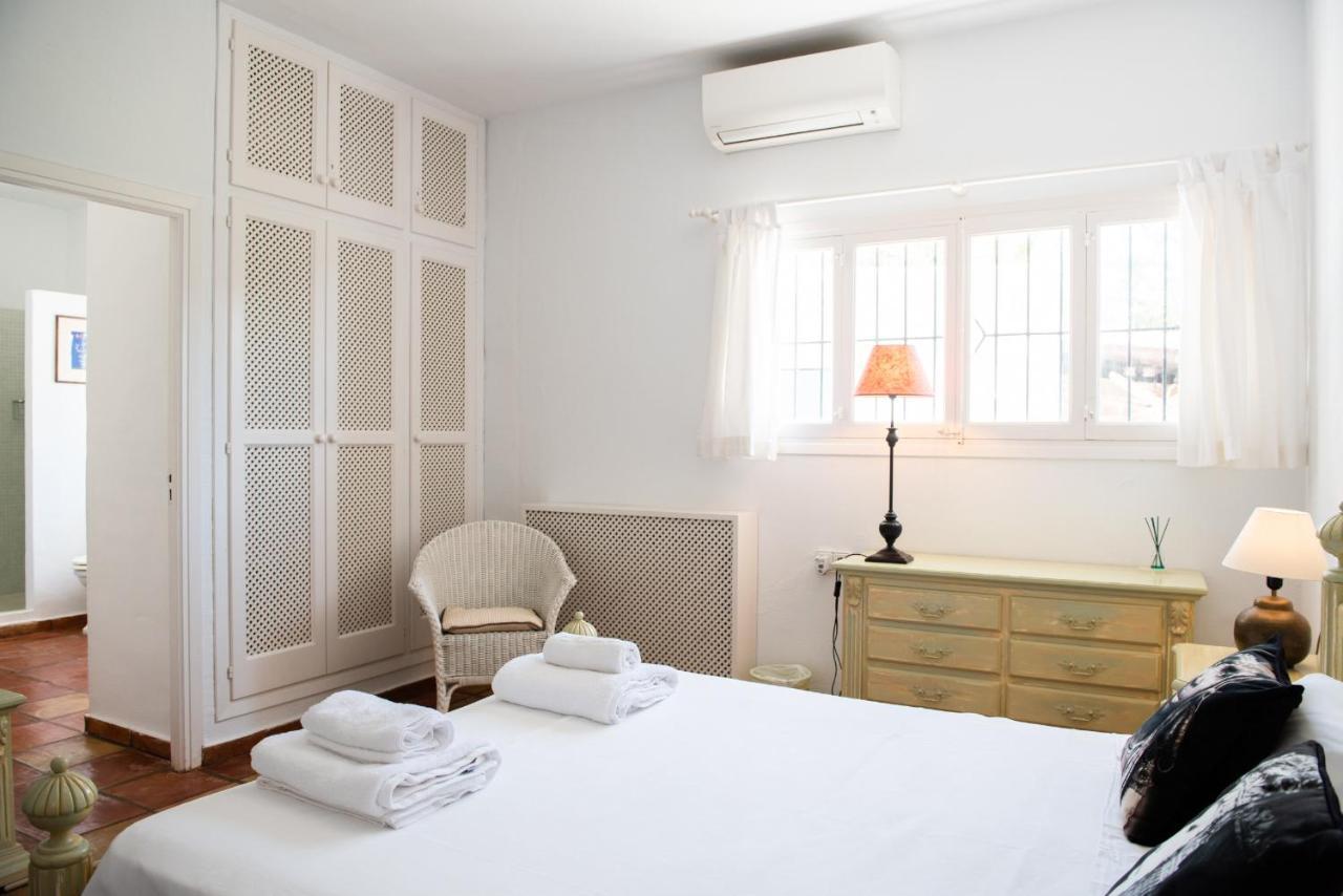Villa Villa 8Br, Sea Views, Walk To The Beach, Pool