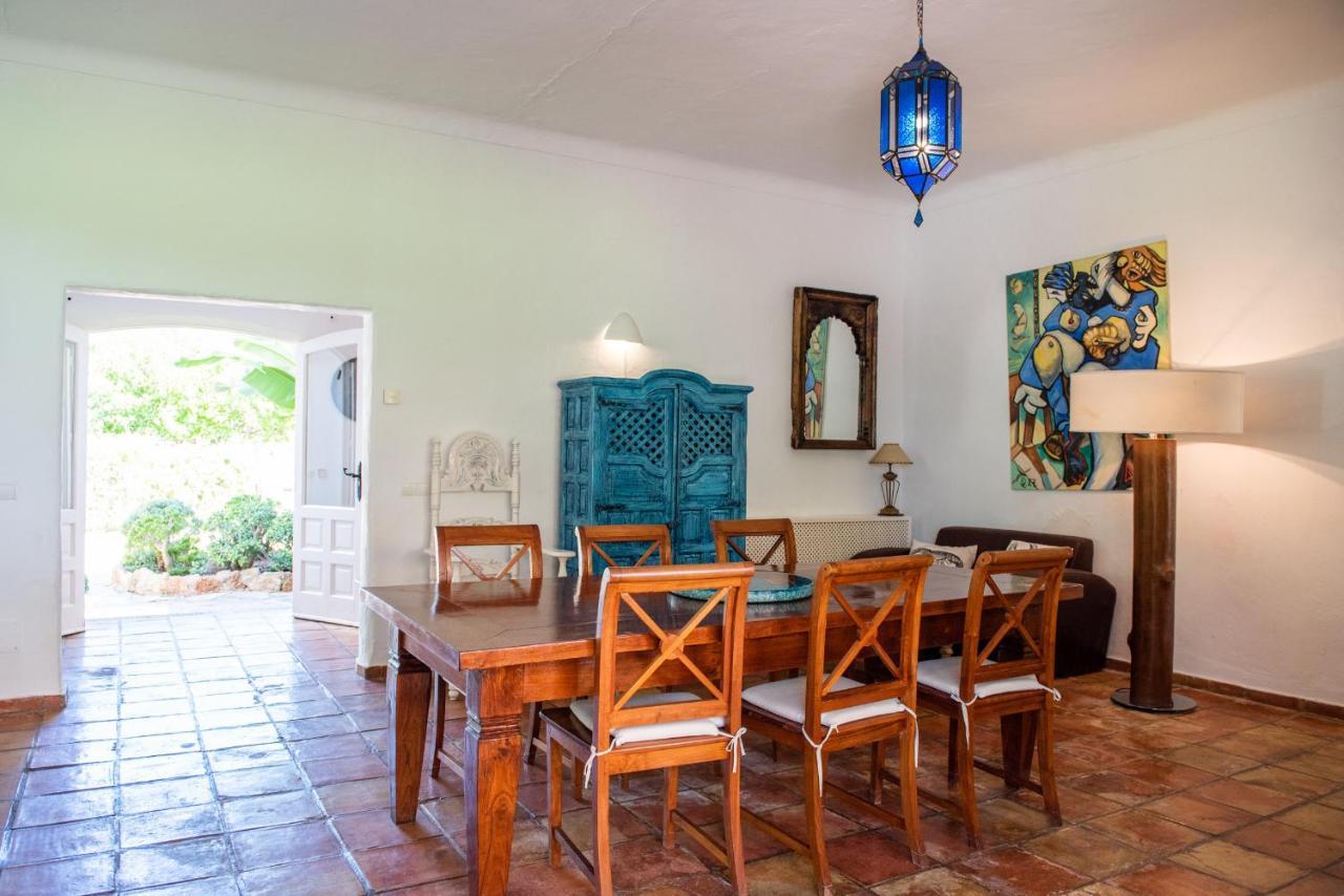 Villa Villa 8Br, Sea Views, Walk To The Beach, Pool