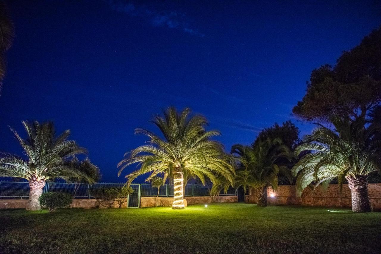 Villa 8Br, Sea Views, Walk To The Beach, Pool