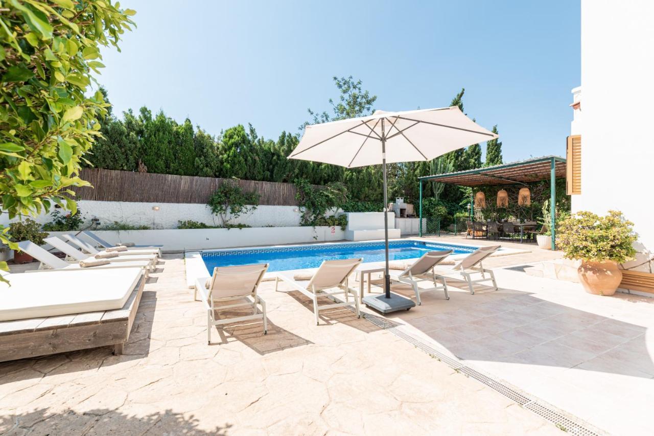 Villa Friends & Family Friendly 5 Bedroom In Jesus Santa Eularia des Riu