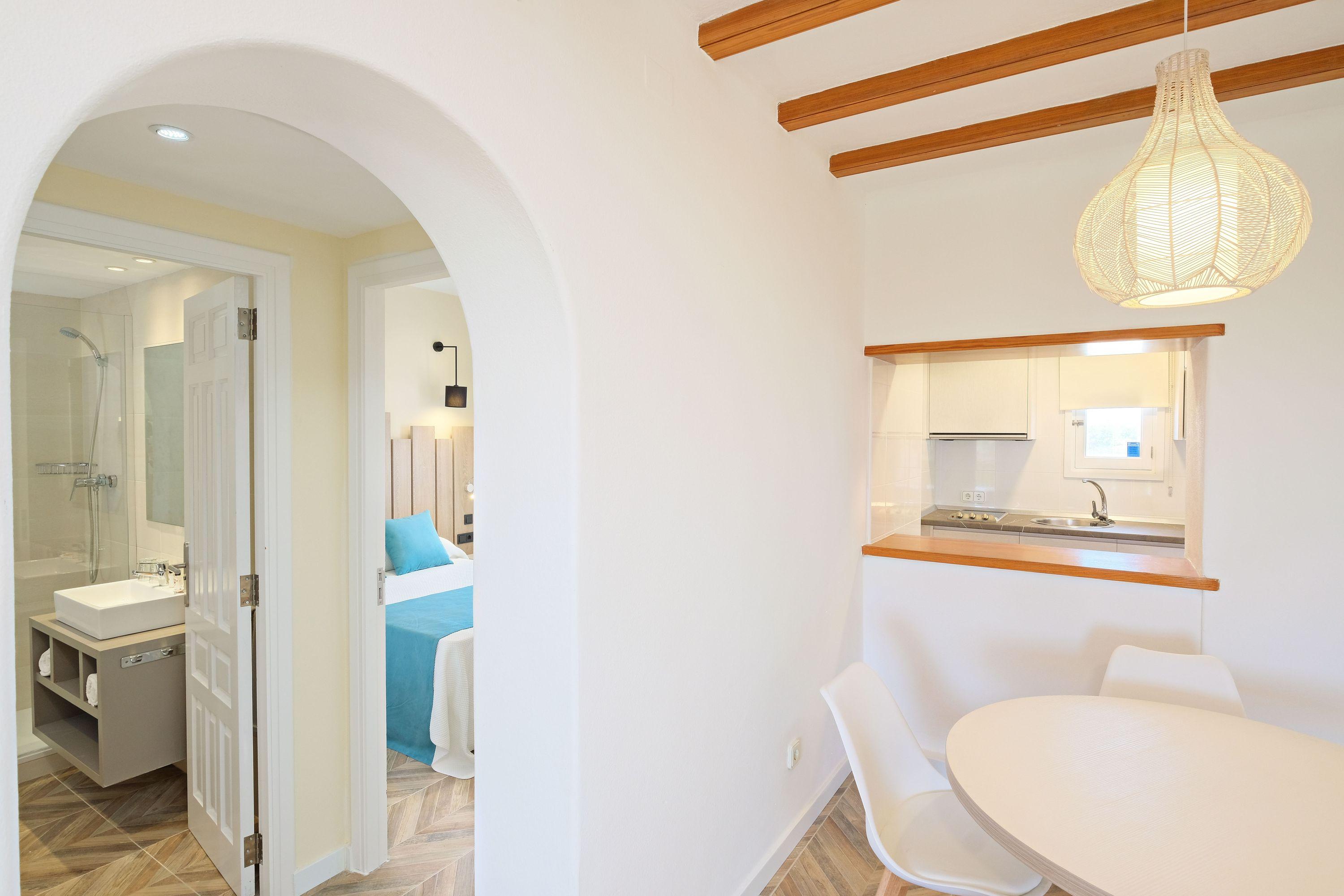 Azuline Sanso Apartment