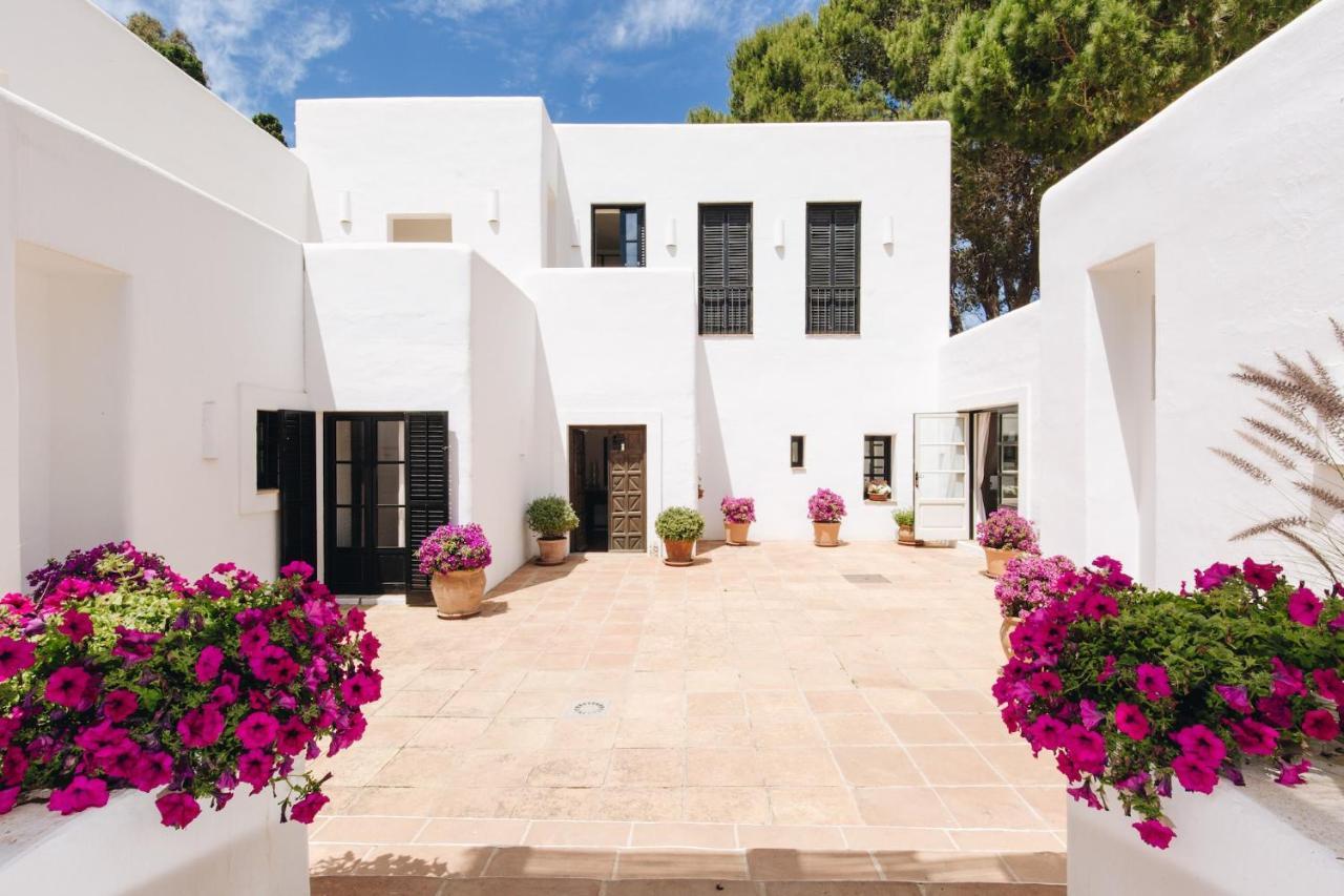 Luxurious Ibiza Casa Pacifica 6 Bedrooms Large Outdoor Dining Area Bbq San Rafael Villa Santa Eularia des Riu