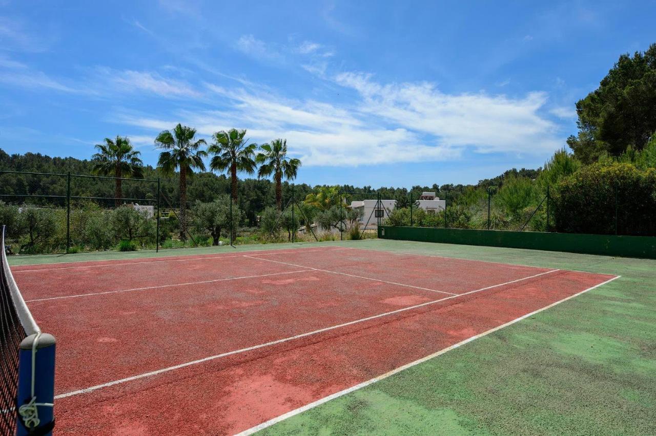 Villa Can Sonrisa - Peaceful And Private With Sea-view And Sport Courts *