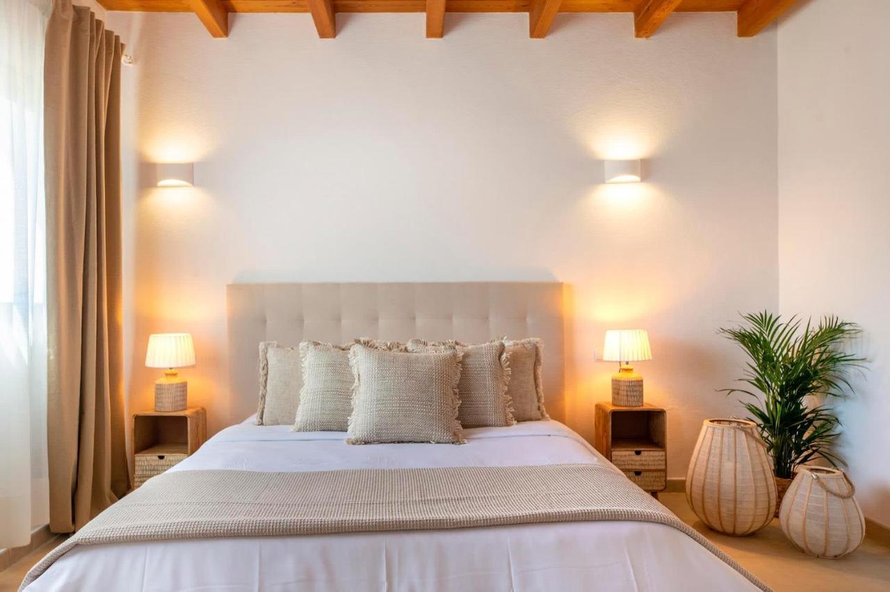 Villa Can Sonrisa - Peaceful And Private With Sea-view And Sport Courts *