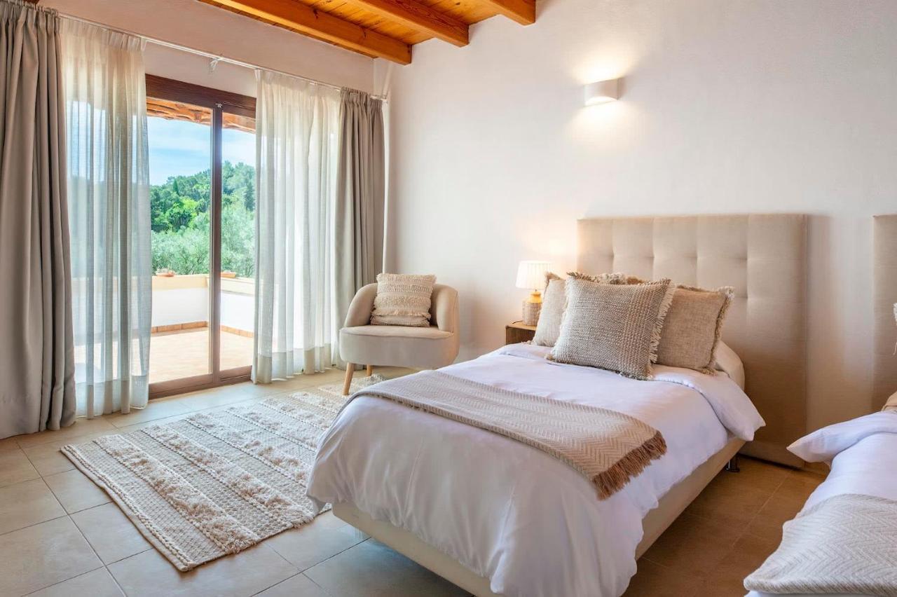 Can Sonrisa - Peaceful And Private With Sea-view And Sport Courts Villa Santa Eularia des Riu