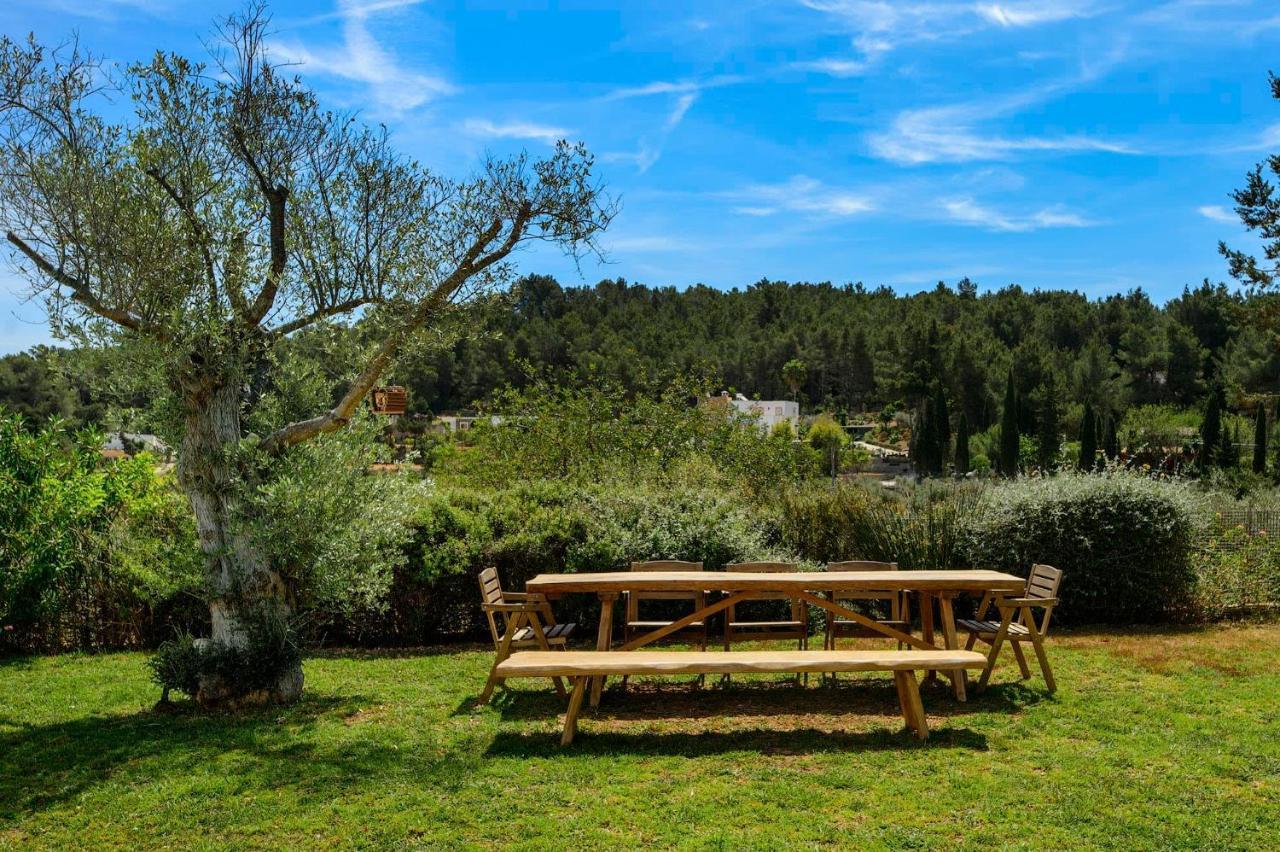 Villa Can Sonrisa - Peaceful And Private With Sea-view And Sport Courts *