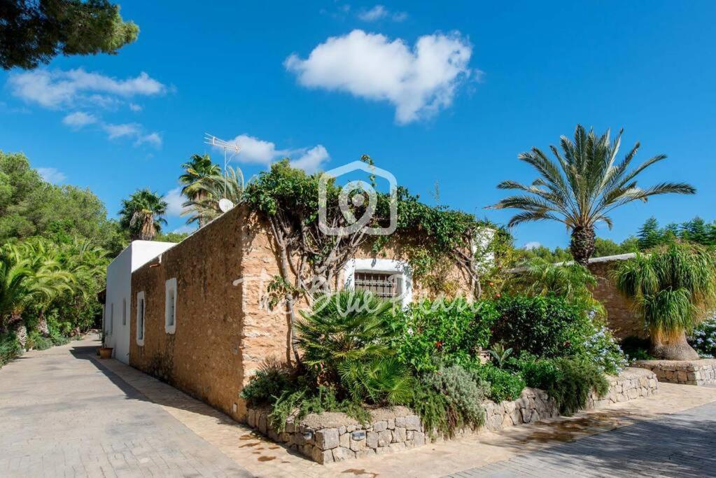 Villa Casona Morna, By The Blue Pearl *