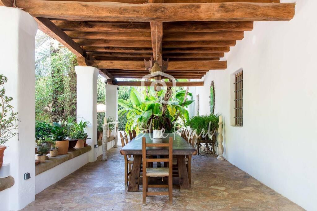 Casona Morna, By The Blue Pearl *